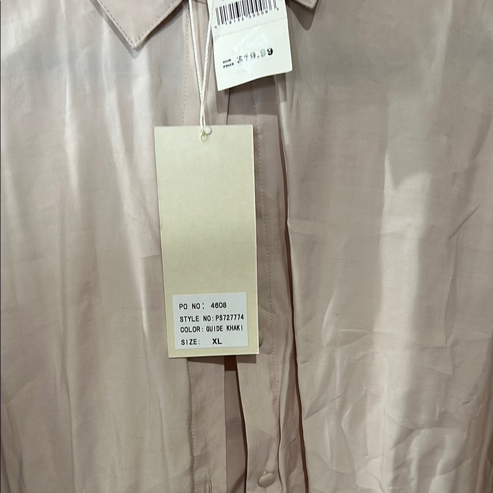 Button-Up Blouse with Ruffle Sleeves - Picture 3 of 3